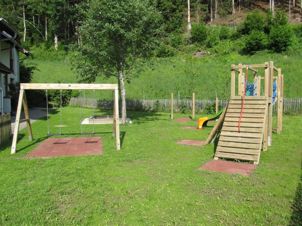 Ferienhaus Waldsicht ฟลาคเฮา ภายนอก รูปภาพ
